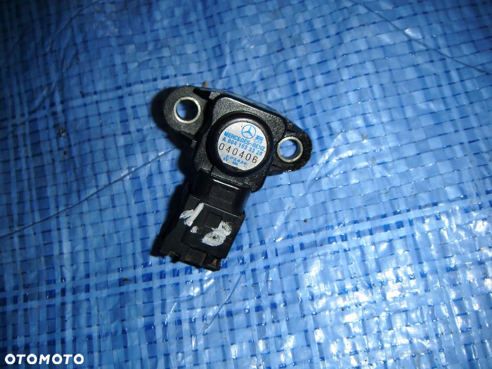 mercedes c klasa w203 1.8k map sensor a0041533328 - 1
