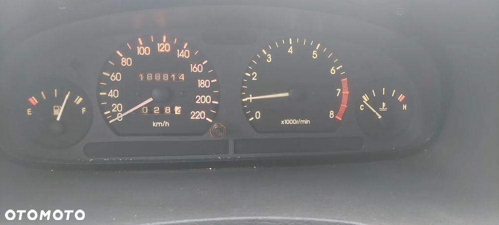 Daewoo Nubira - 12