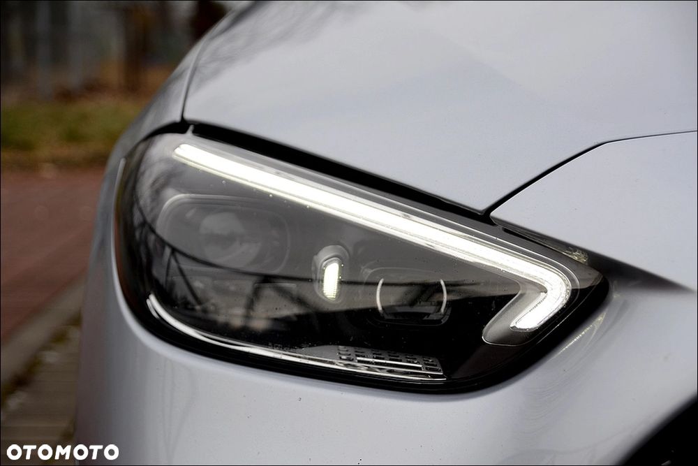 Mercedes-Benz Klasa C 220 d 9G-TRONIC AMG Line - 37