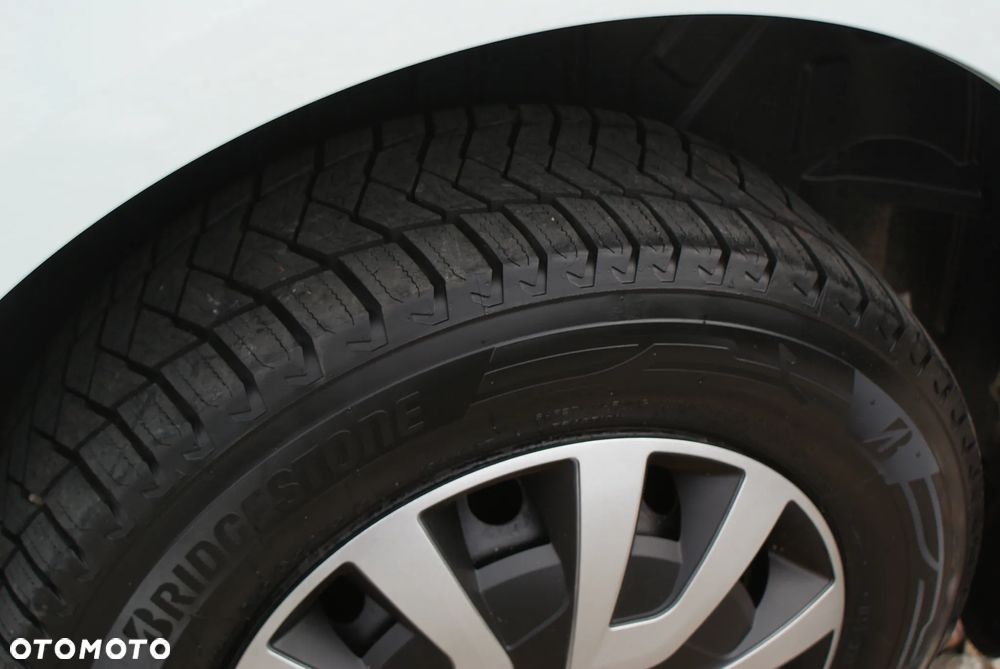 Ford Transit Custom - 19