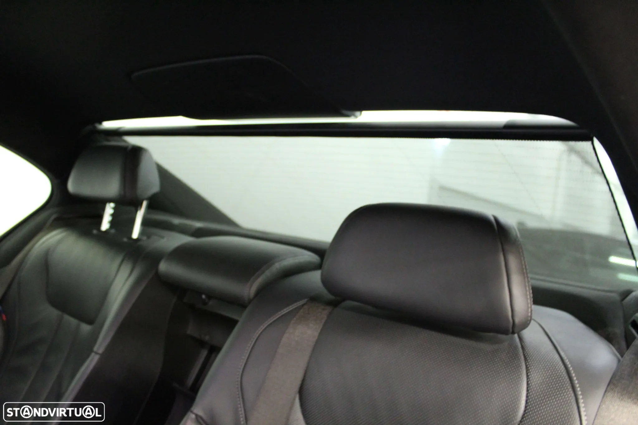 BMW 740 d xDrive Pack M Auto - 33