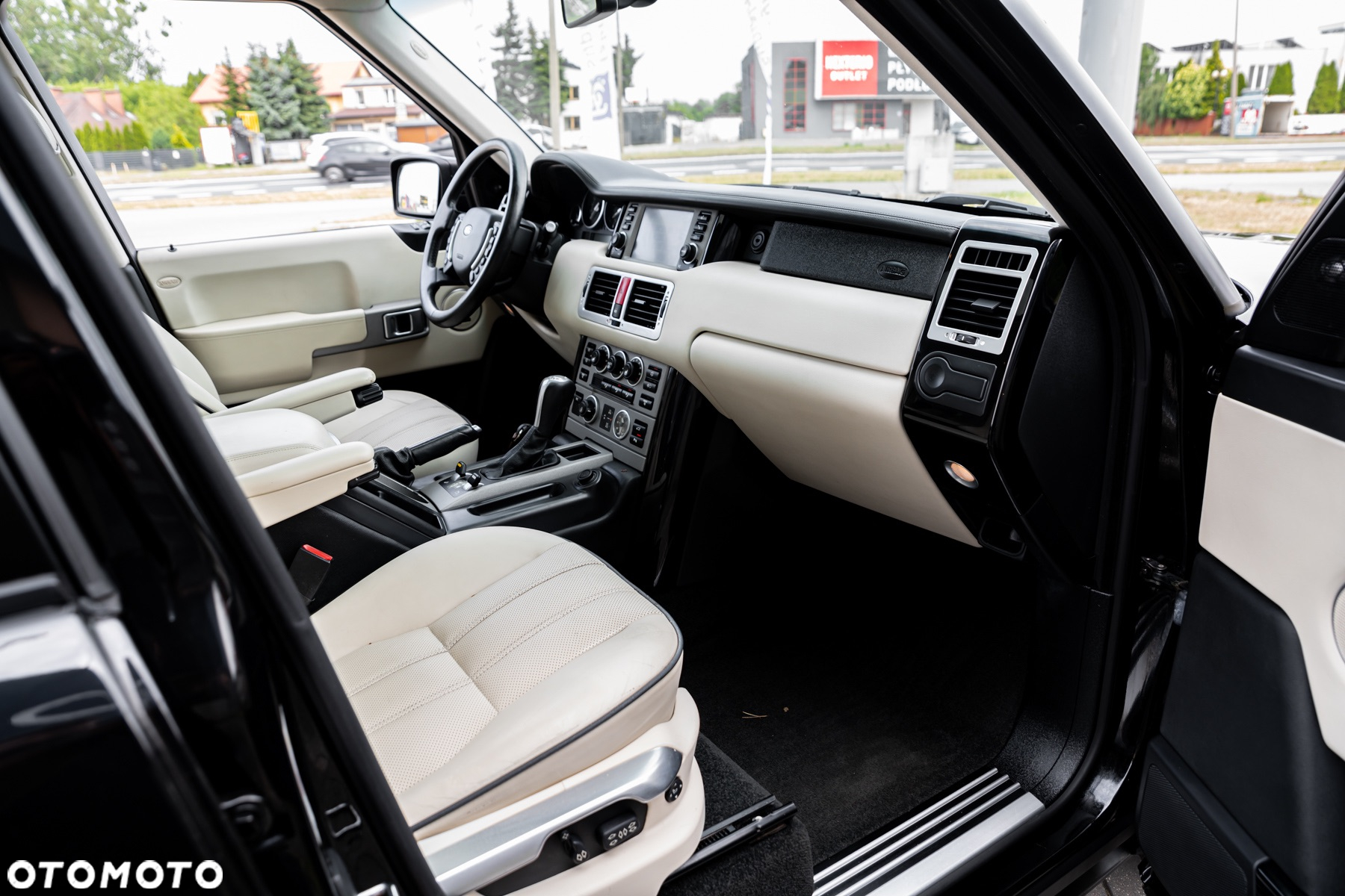 Land Rover Range Rover V8 Supercharged - 8
