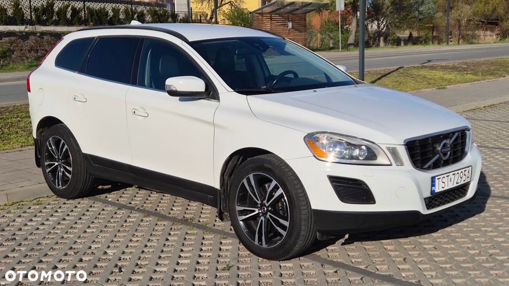 Volvo XC 60 D4 Geartronic RDesign - 3