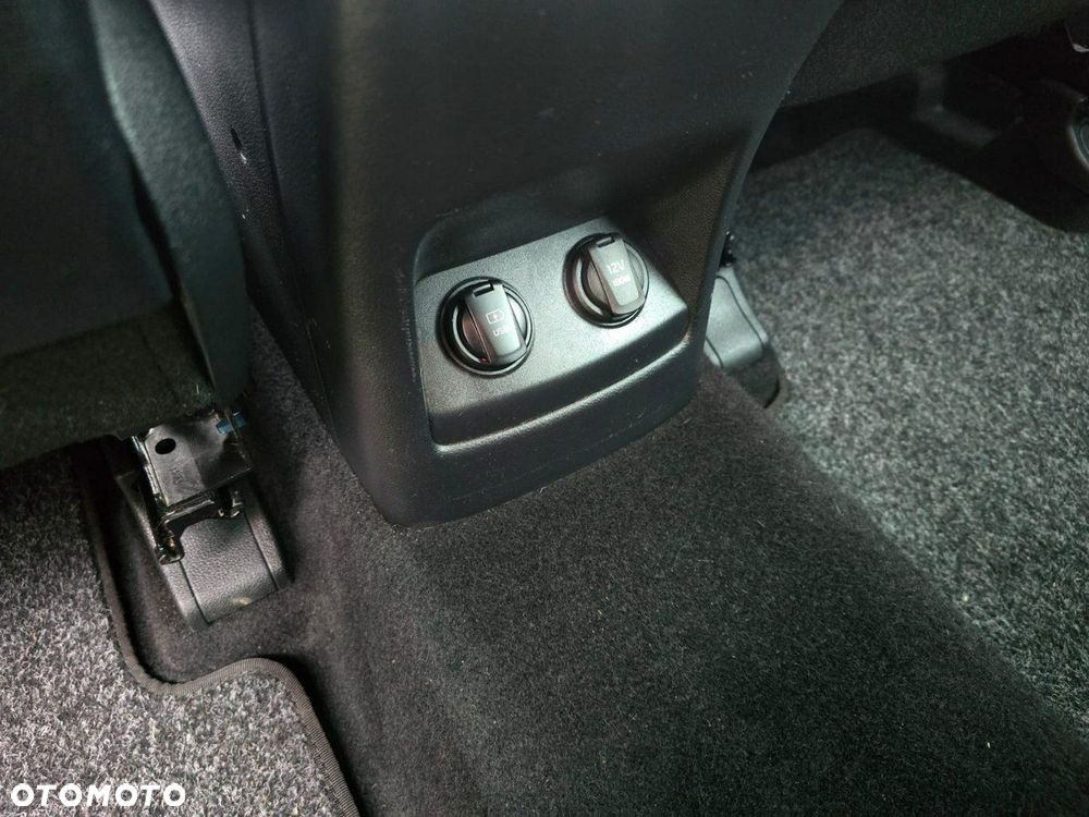 Kia Sportage - 26