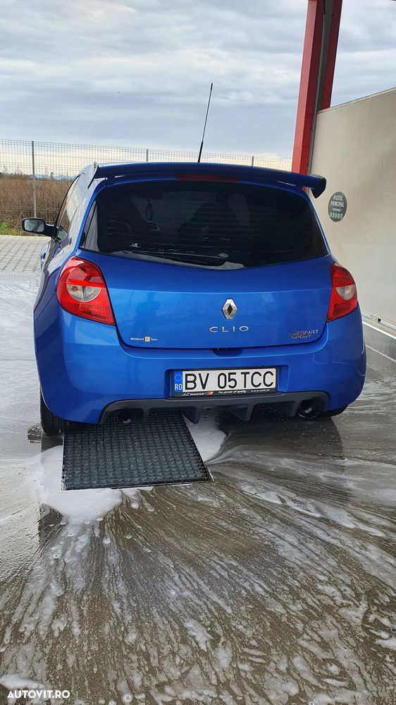 Renault Clio - 1