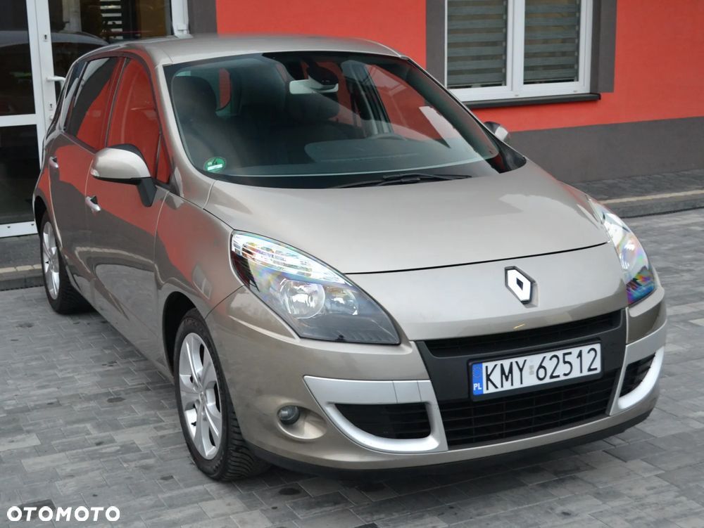 Renault Scenic 1.6 16V 110 Dynamique - 4