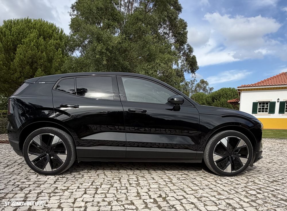 Volvo EX30 69 kWh Single Motor Extended Range Ultra - 3