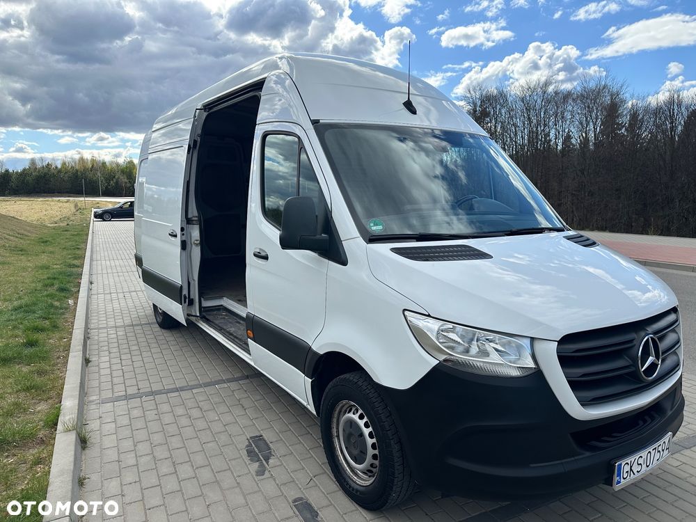 Mercedes-Benz Sprinter - 5