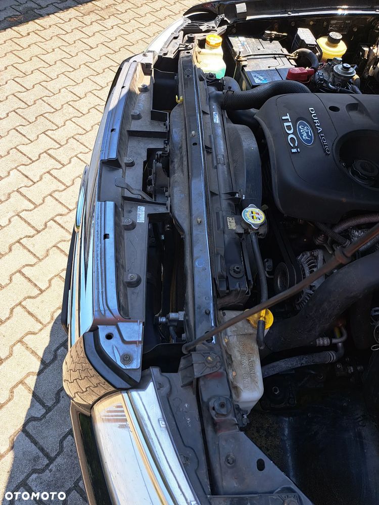 Ford Ranger 2.5 TDCi DC XLT - 13