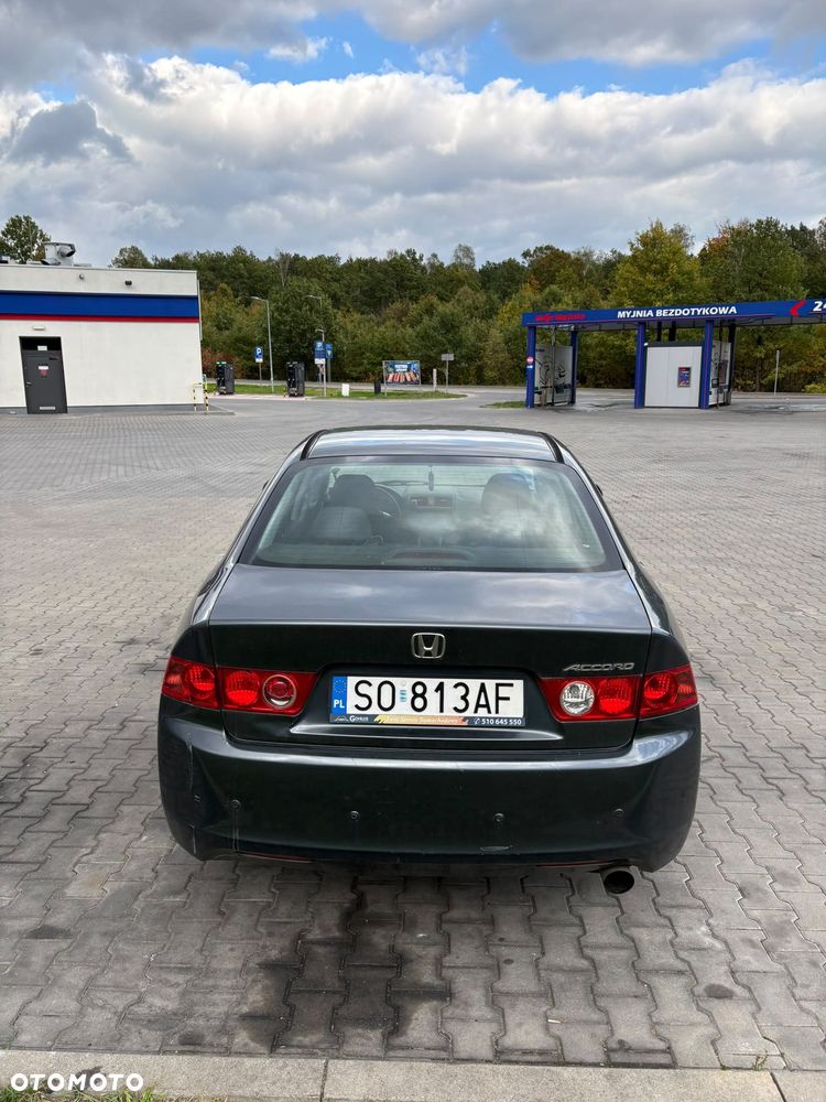 Honda Accord 2004 photo 4