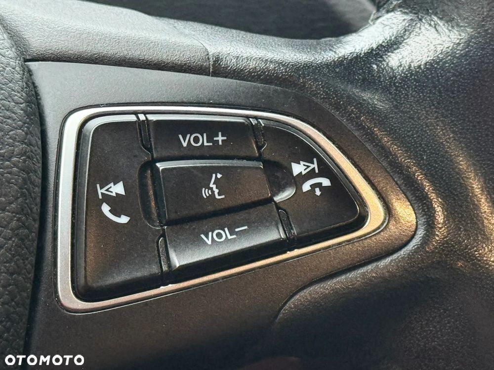 Ford Kuga 2.0 TDCi 4x2 Titanium - 33