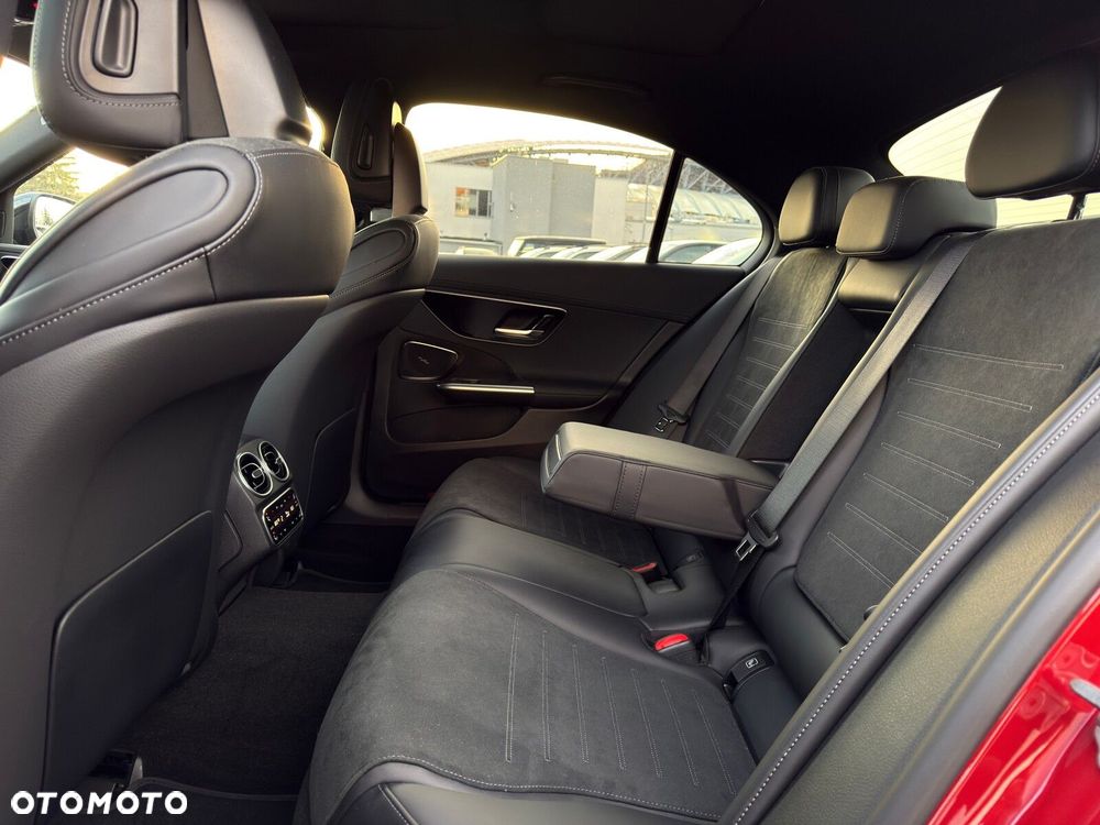 Mercedes-Benz Klasa C - 29