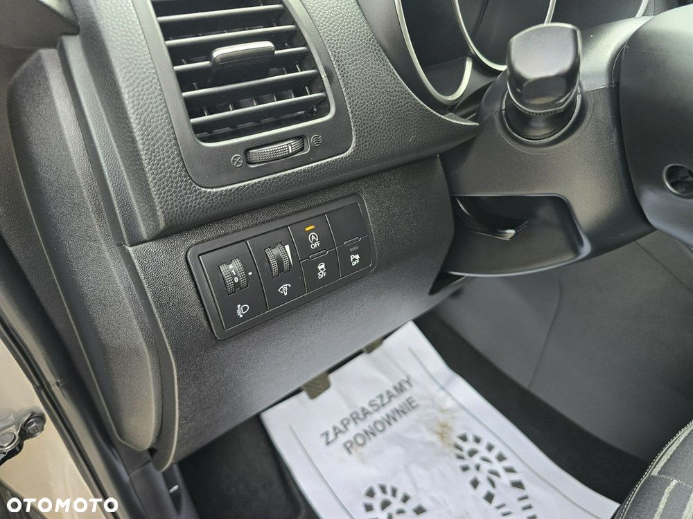 Kia Venga 1.6 Business Line - 10