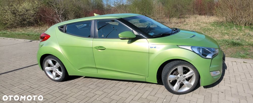Hyundai Veloster 1.6 blue Style - 8