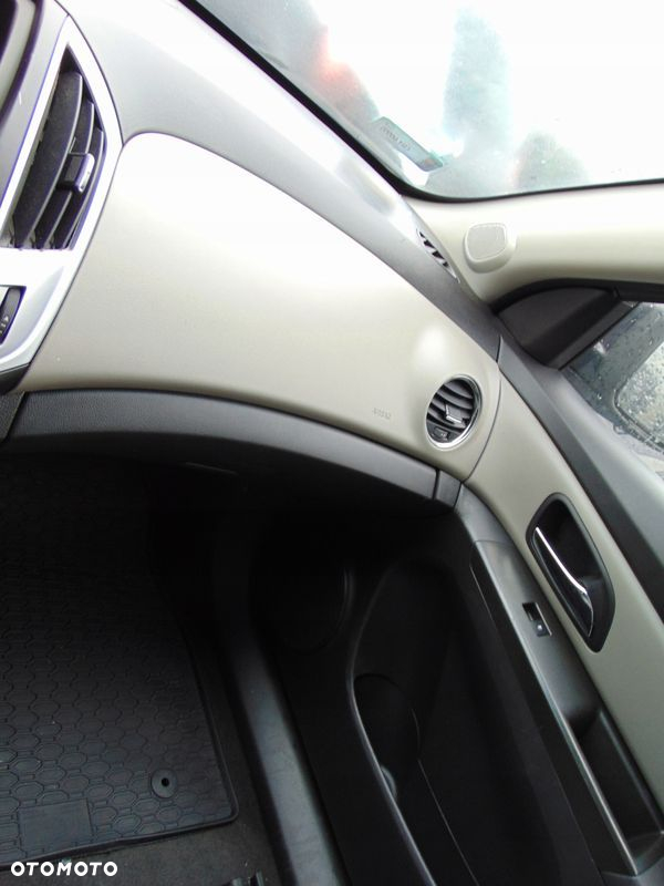 DESKA ROZDZIELCZA KOKPIT KONSOLA PASY AIRBAG EUROPA HB GAN chevrolet cruze - 3