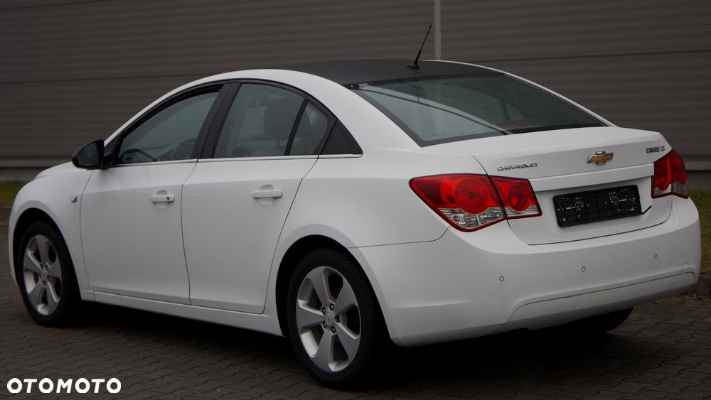 Chevrolet Cruze 1.8 LTZ - 17
