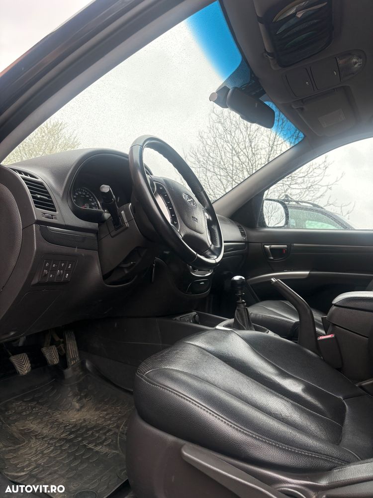 Hyundai Santa Fe - 10