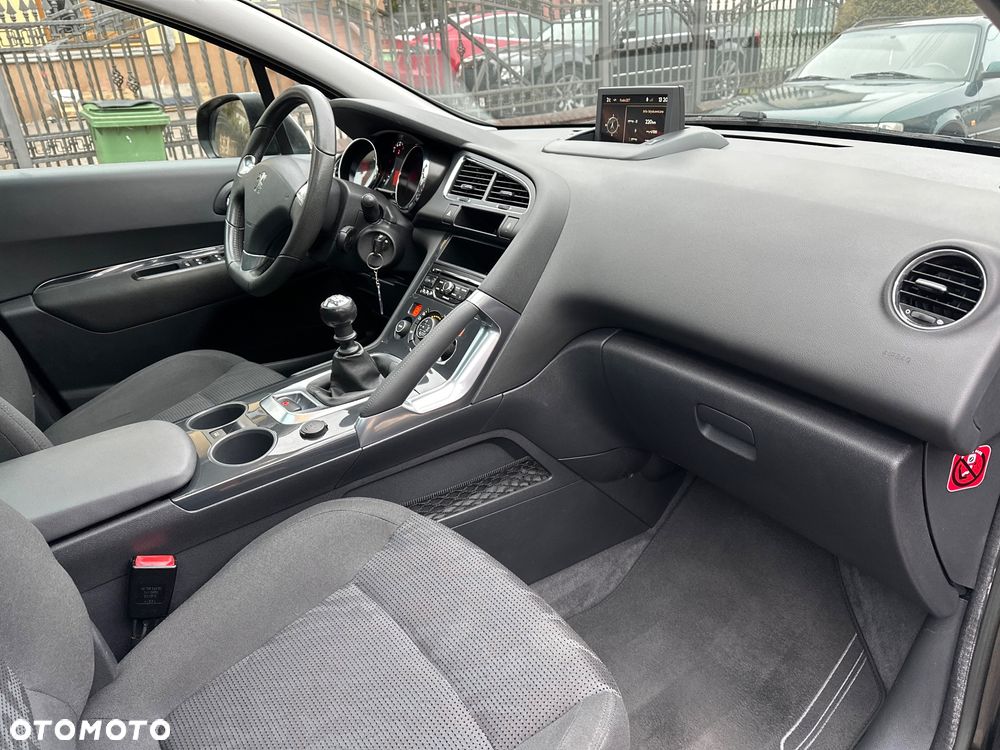 Peugeot 3008 1.6 THP Style - 24