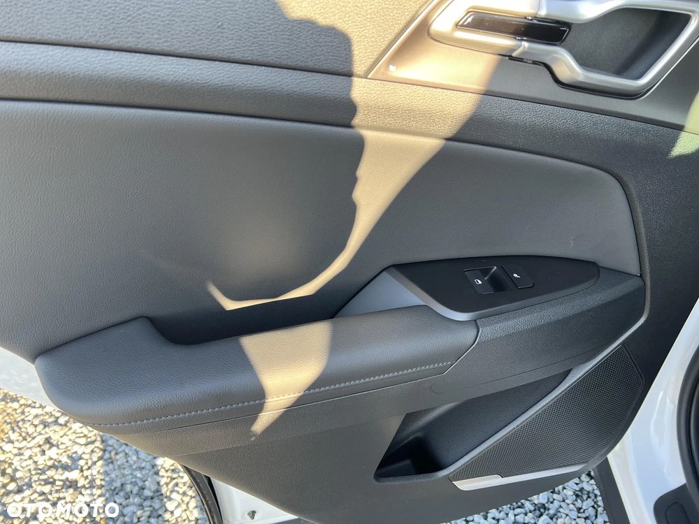 Kia Sportage 1.6 T-GDI HEV Business Line 2WD - 17