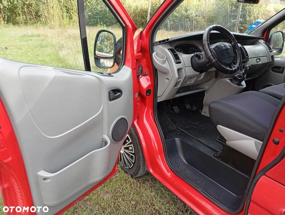 Renault Trafic - 28