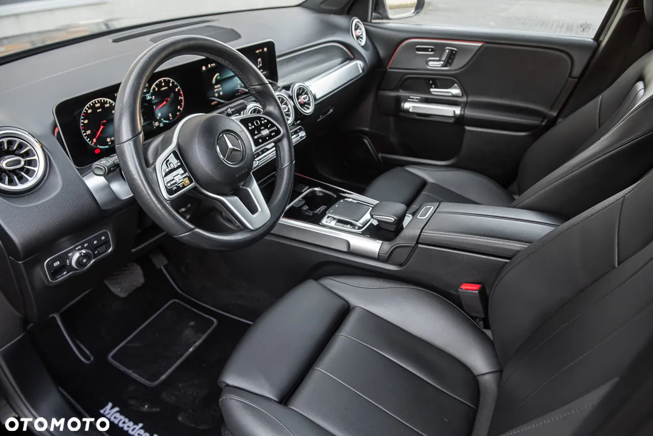 Mercedes-Benz GLB 250 4-Matic 8G-DCT - 15