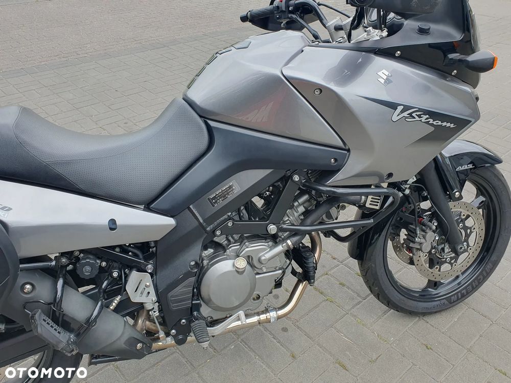 Suzuki V-STROM - 11