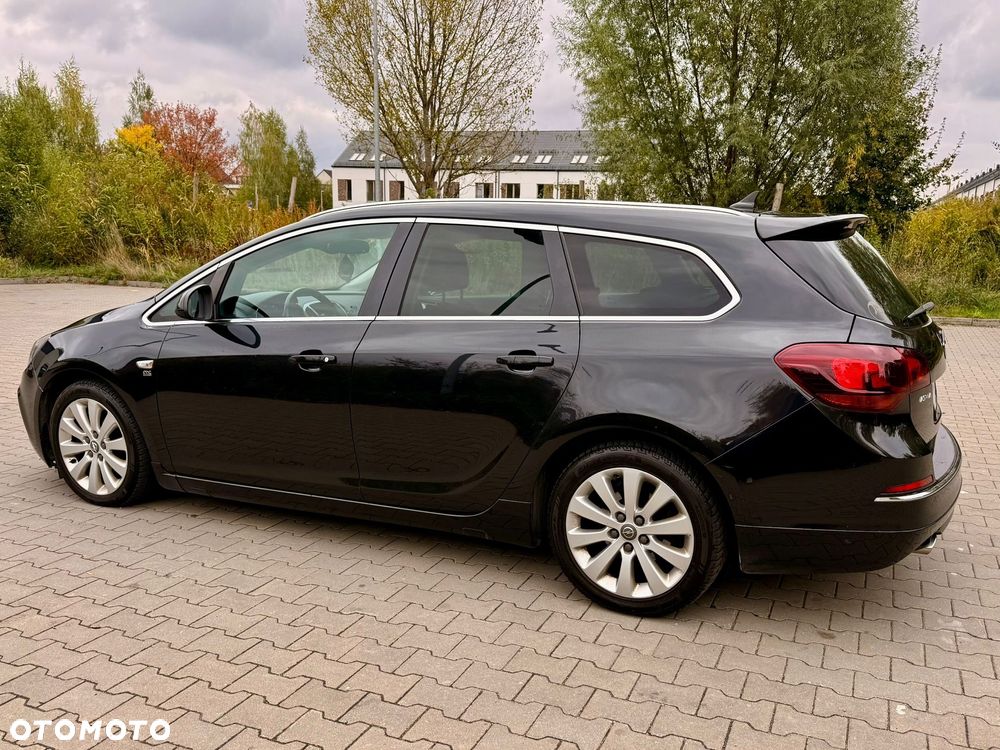 Opel Astra 2.0 CDTI Exklusiv - 8
