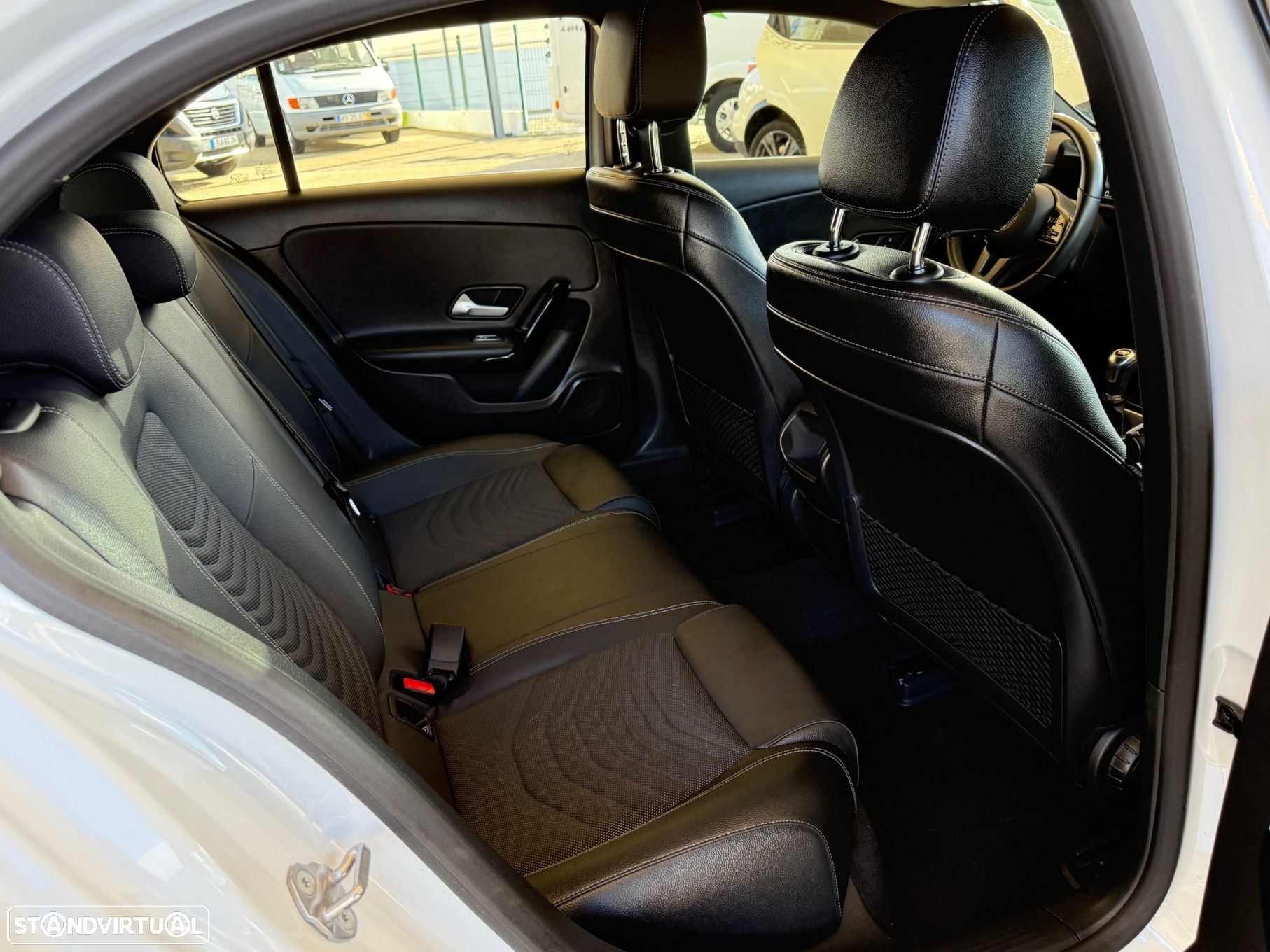 Mercedes-Benz A 180 d Business Solutions - 24