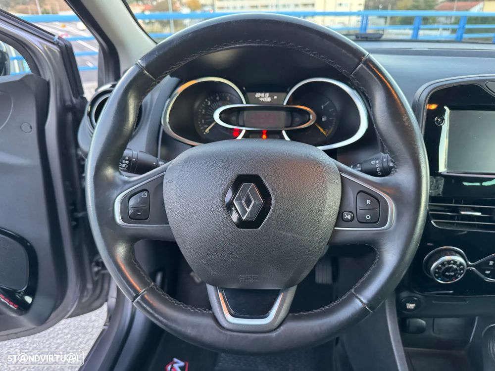 Renault Clio Sport Tourer Energy dCi 90 EDC Experience - 14