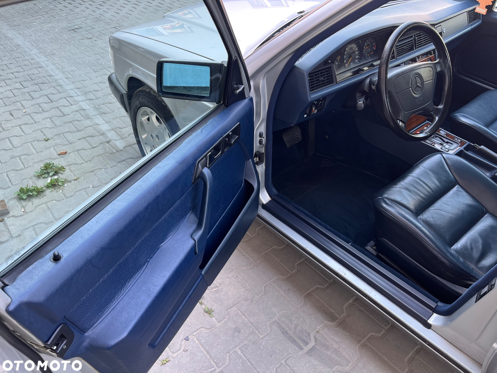 Mercedes-Benz W201 (190) - 16