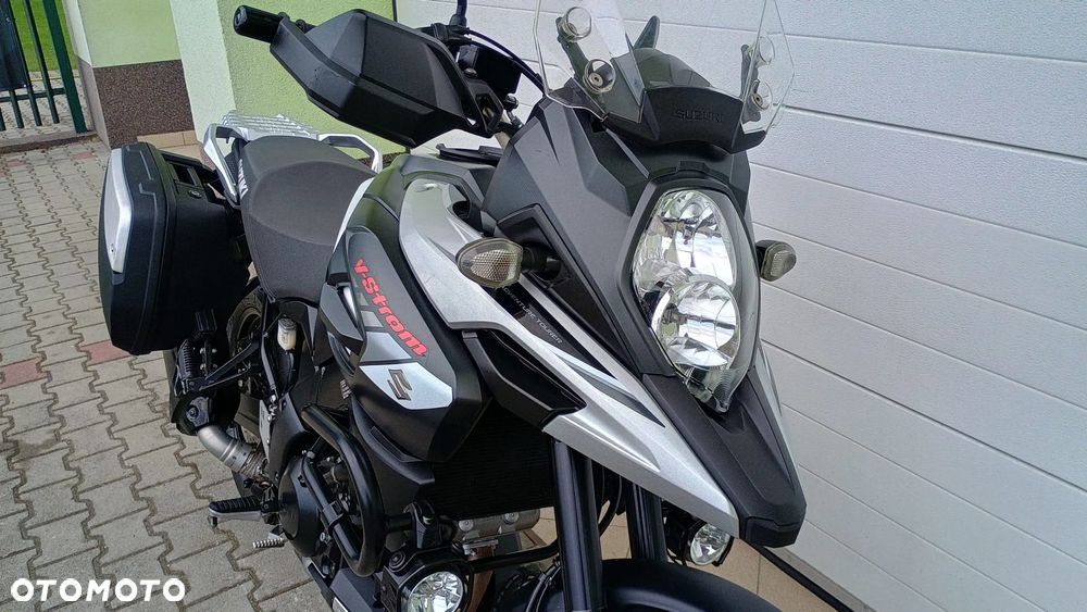 Suzuki DL - 26