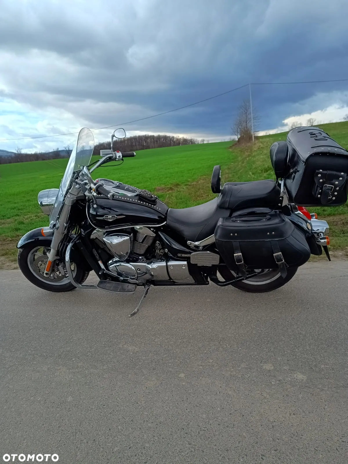 Suzuki Intruder - 4