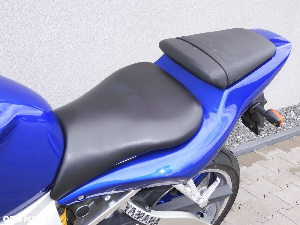 Yamaha R6 - 24