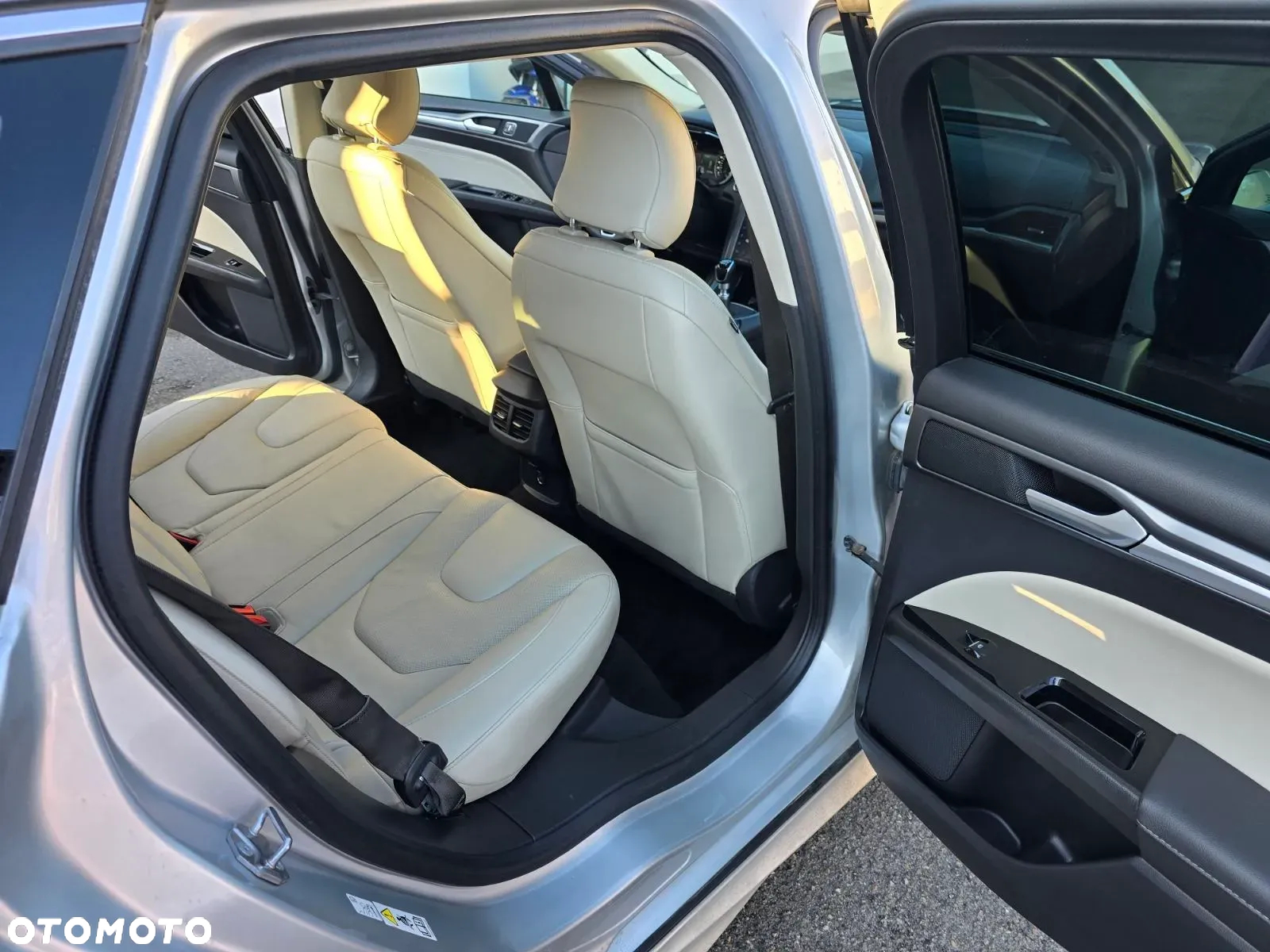 Ford Mondeo - 13