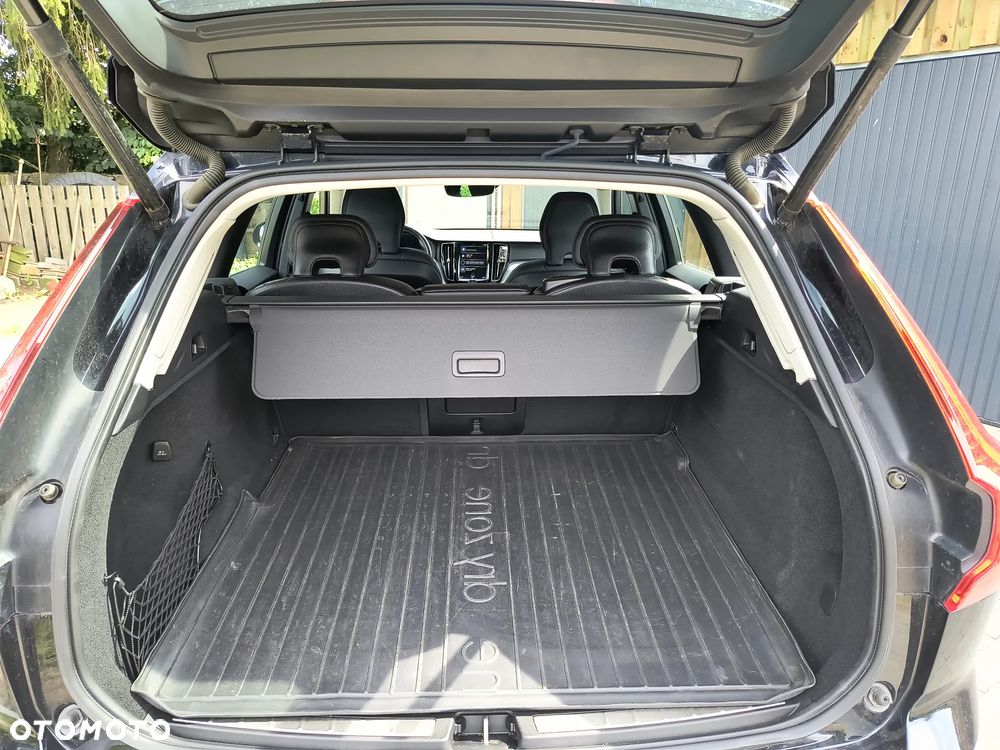 Volvo XC 60 D3 Momentum - 8