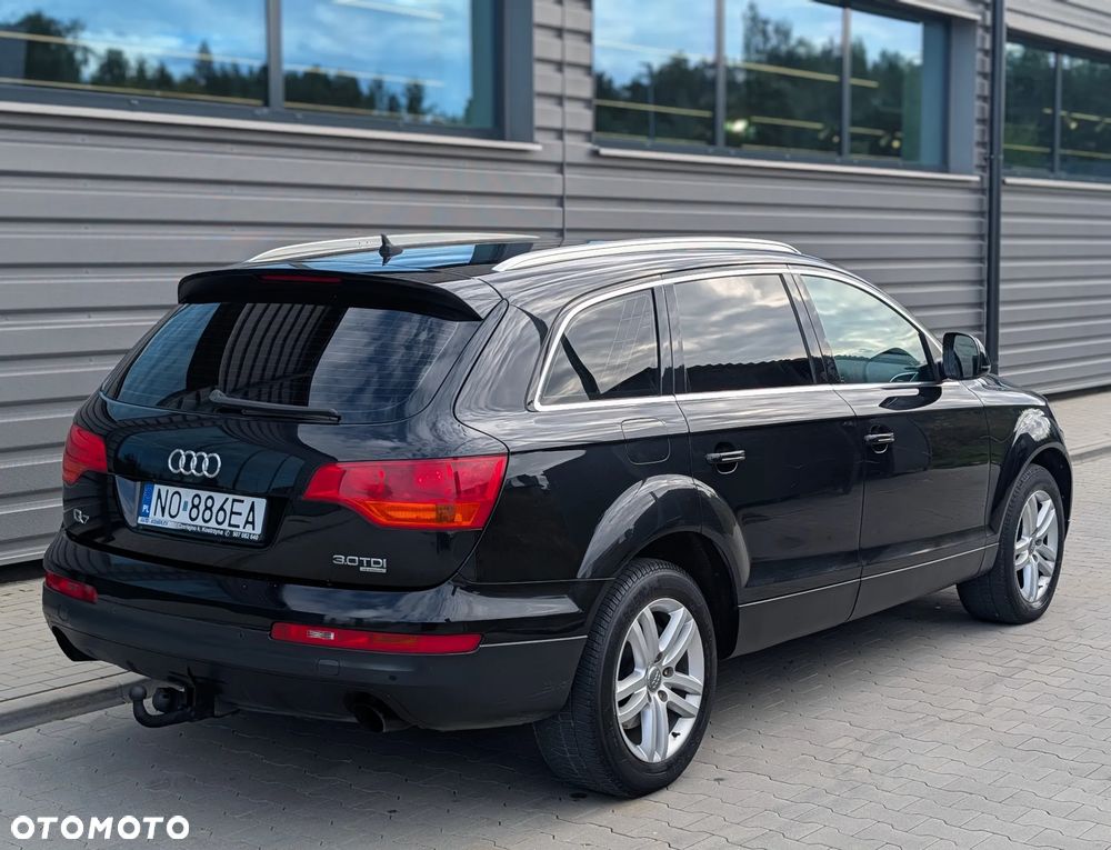 Audi Q7 - 3