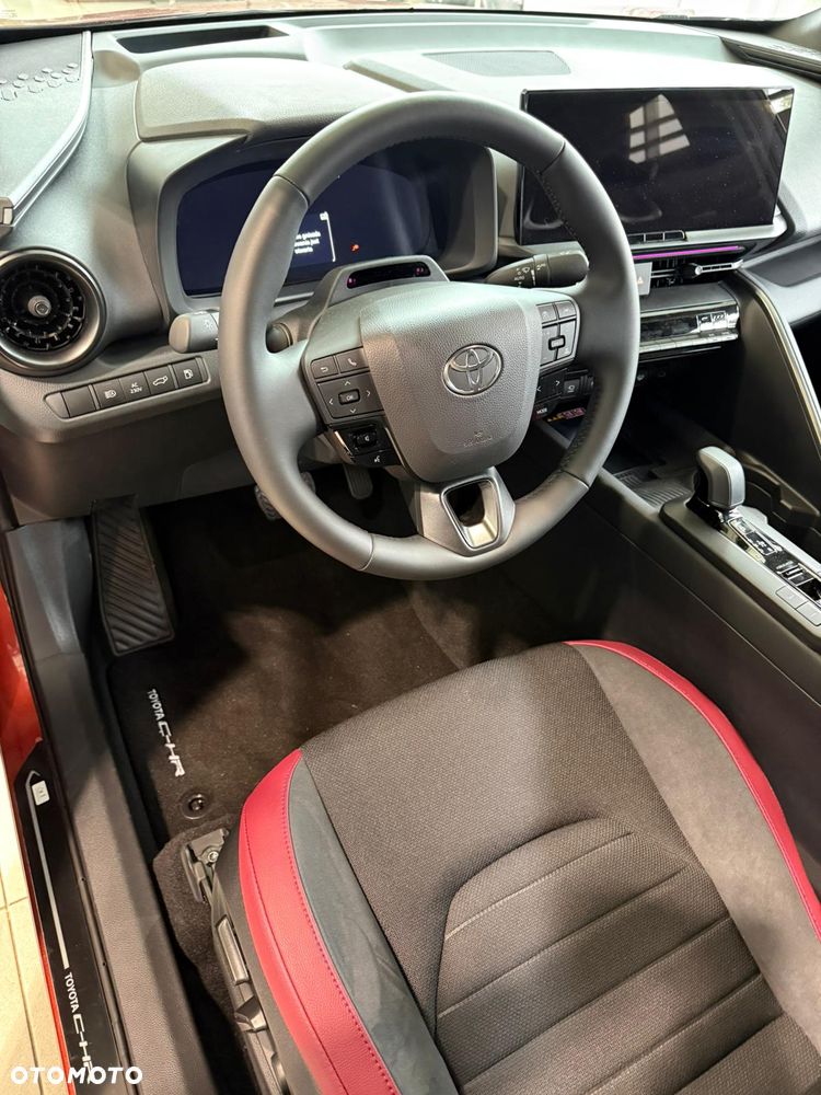Toyota C-HR - 7