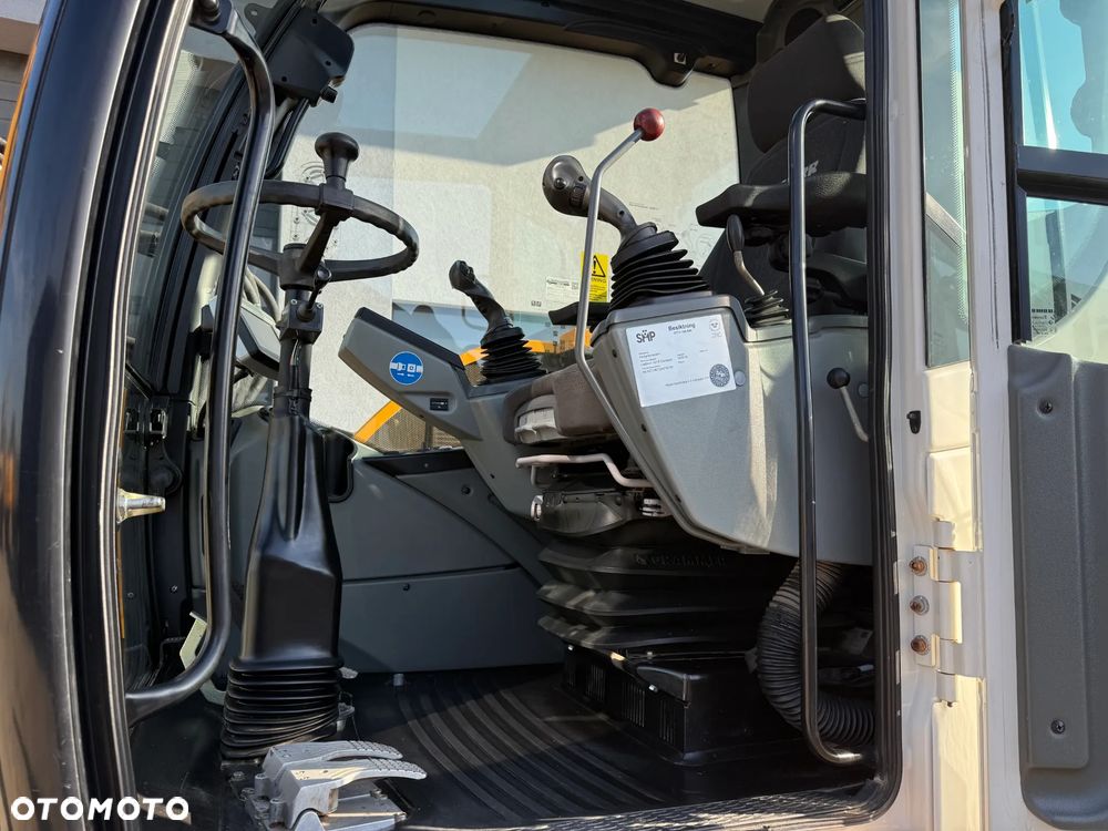 Liebherr 910 Rototilt + Szczypce - 15