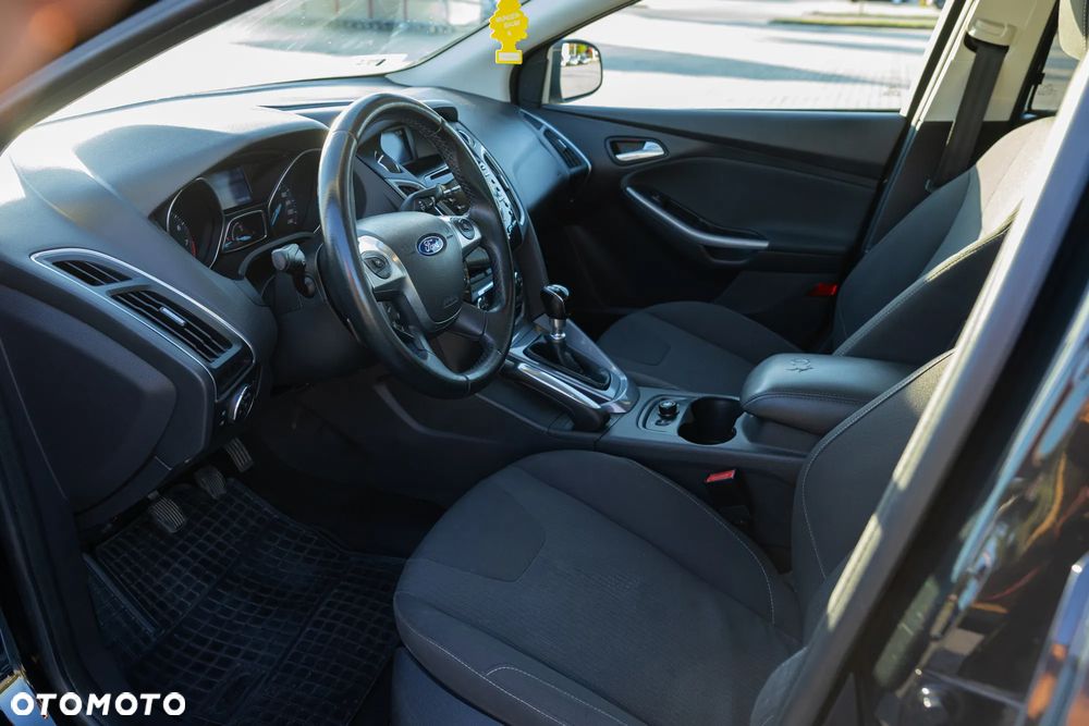 Ford Focus 1.6 EcoBoost Titanium - 12