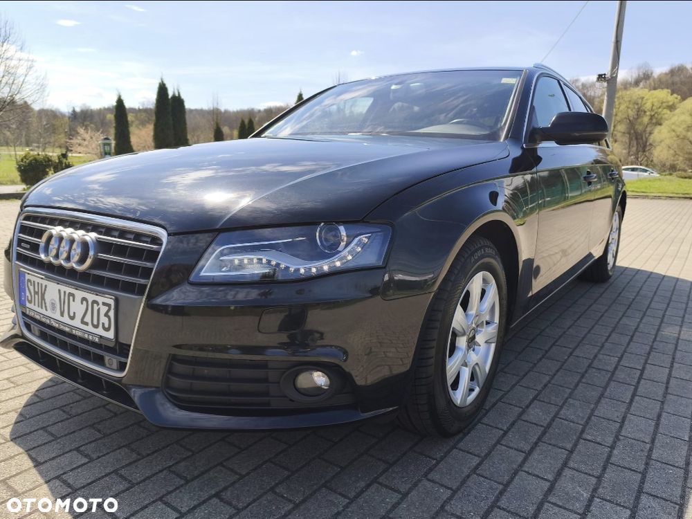 Audi A4 Avant 2.0 TDI DPF quattro - 9