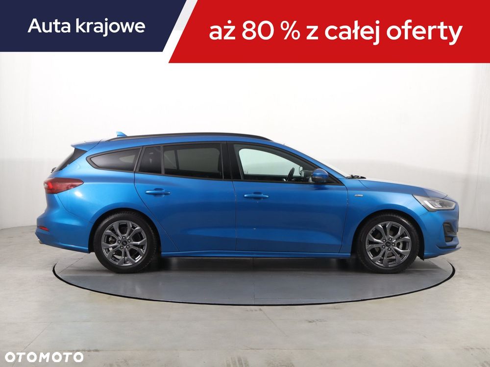 Ford Focus SW - 8