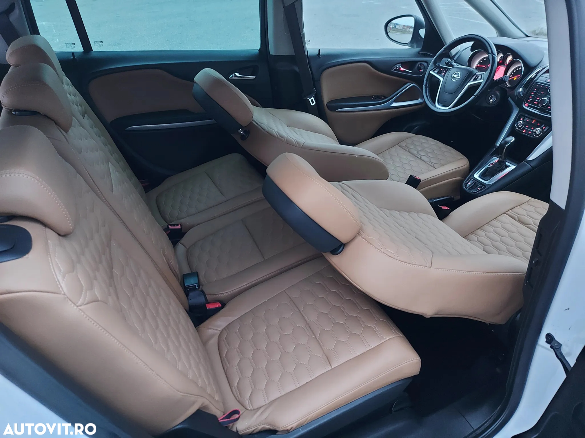 Opel Zafira - 30