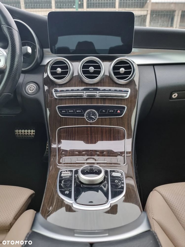 Mercedes-Benz Klasa C - 25