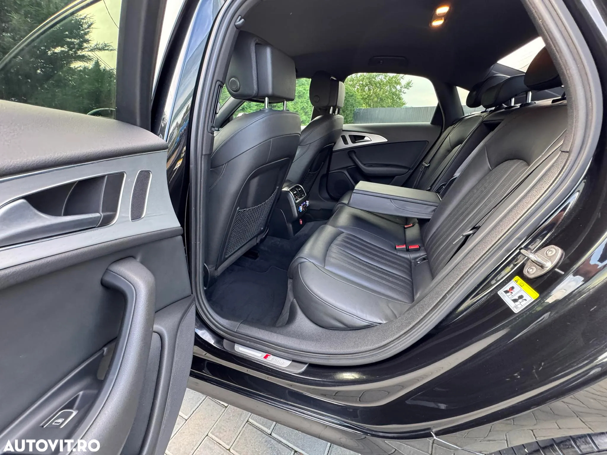 Audi A6 Avant 2.0 TDI Ultra S tronic - 26