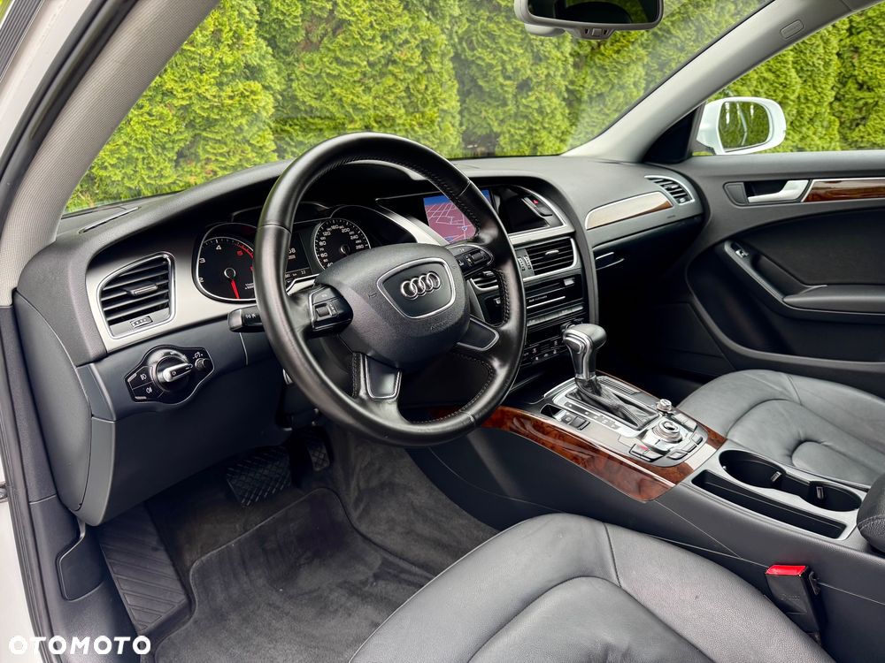 Audi A4 Avant - 22