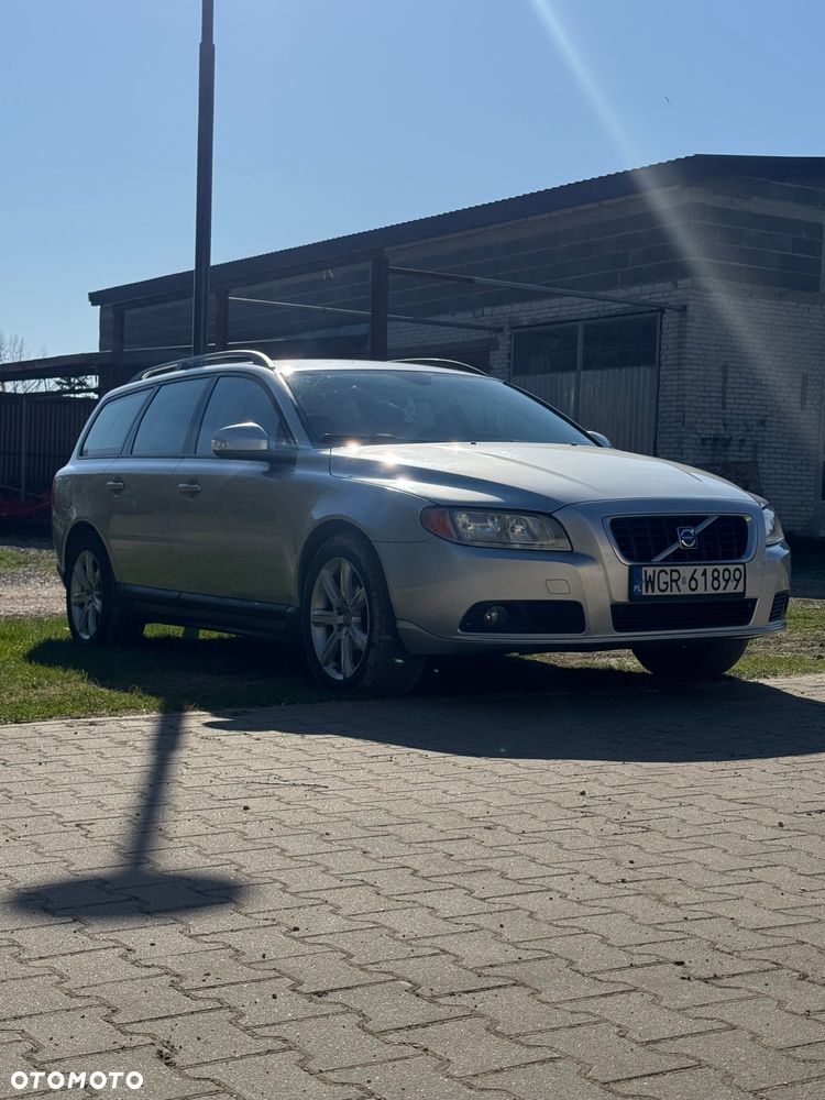 Volvo V70 D5 AWD Momentum - 2