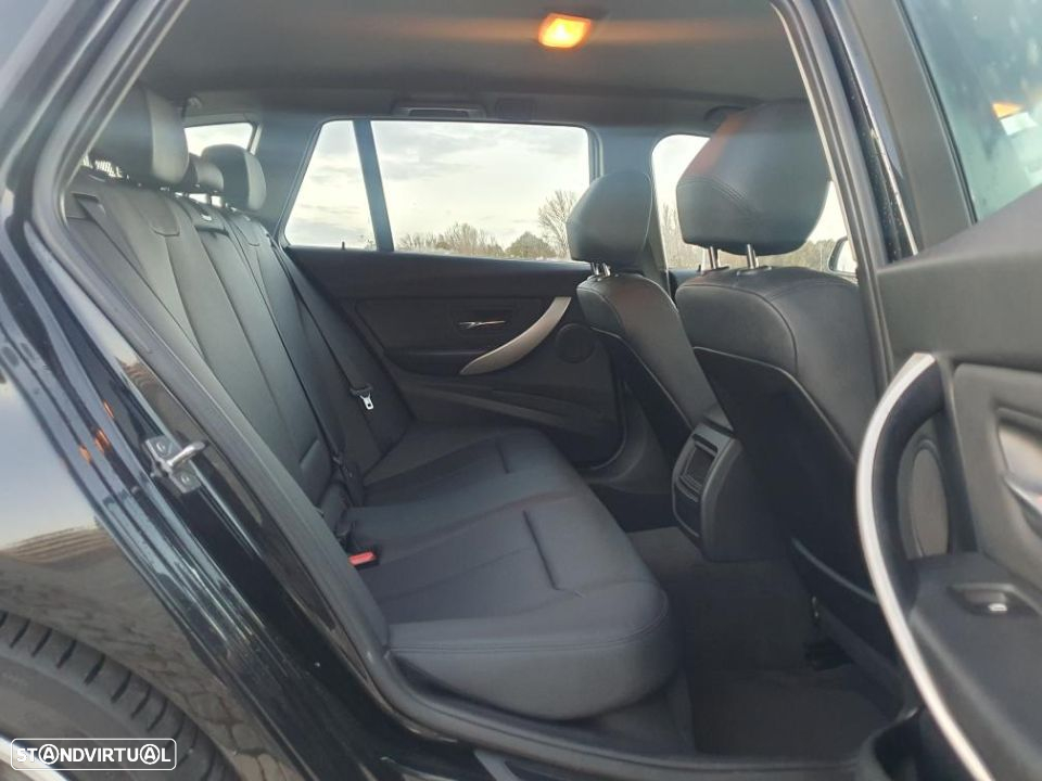 BMW 318 d Touring Navigation Auto - 26