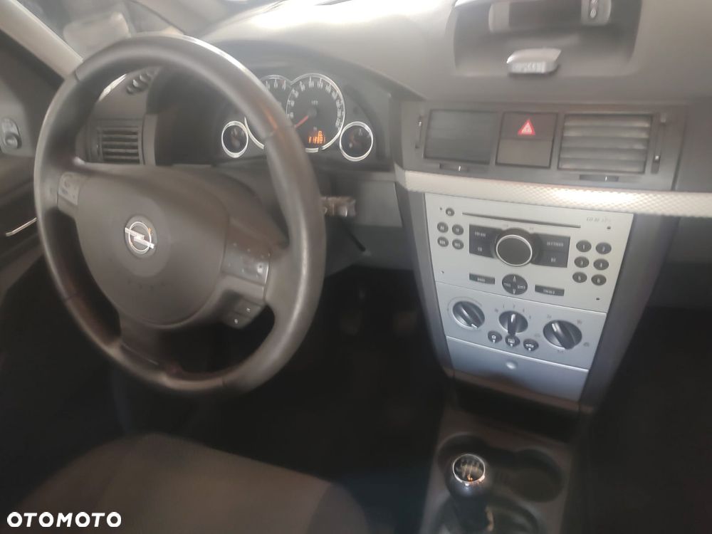 Opel Meriva - 8