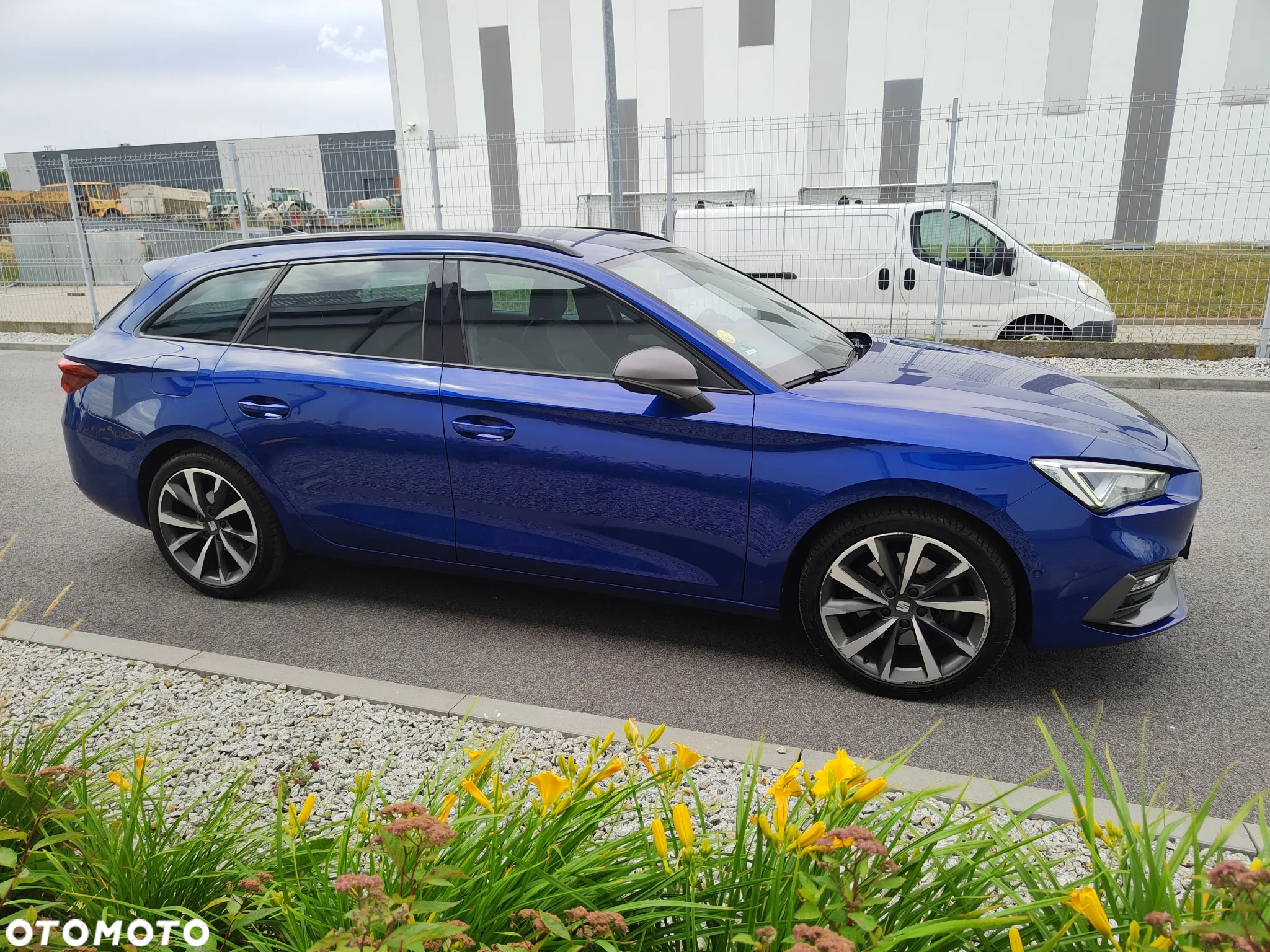 Seat Leon Sportstourer 2.0 TDI DSG FR Plus - 3