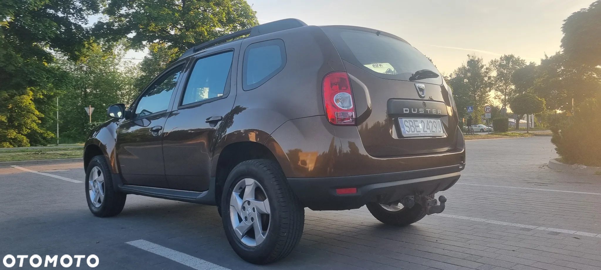 Dacia Duster 1.6 16V 4x2 Laureate - 10